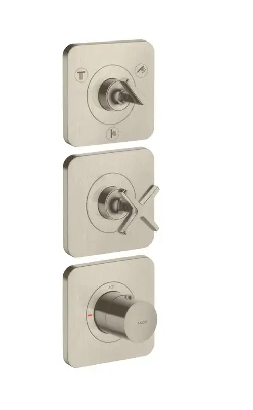 Thermostatmodul für die Wandmontage mit drei Steuerknöpfen und quadratischen Rosetten in gebürstetem Nickel, gestaltet von AXOR.